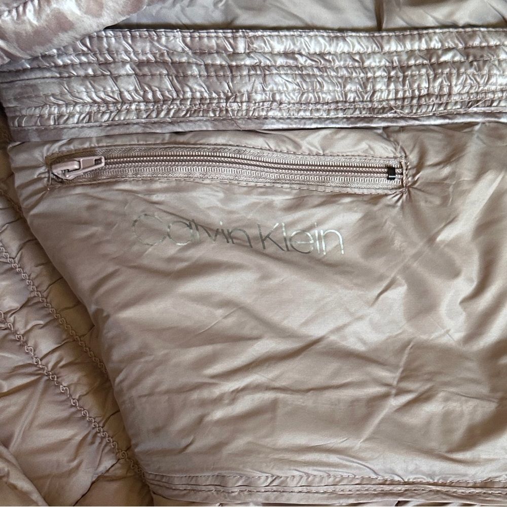 Calvin Klein Packable Down Filled Leopard Mauve H… - image 8